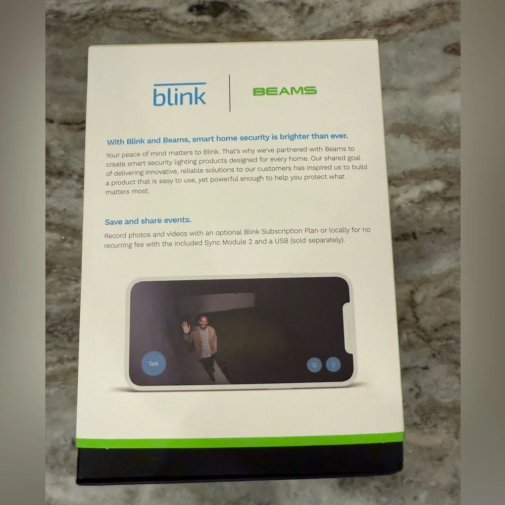 NEW- Blink Floodlight camera - Wireless smart security Outdoor camera (3rd Gen)